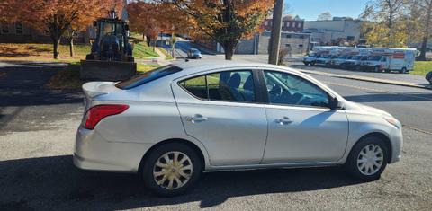 Nissan Versa 2016