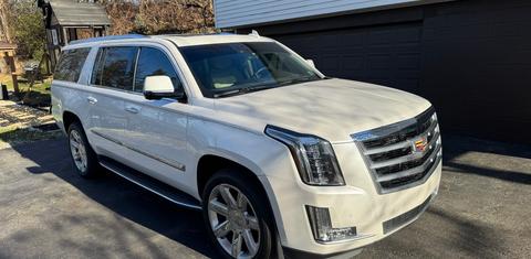 Cadillac Escalade ESV 2016