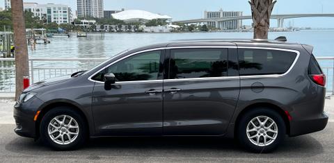 Chrysler Pacifica 2023