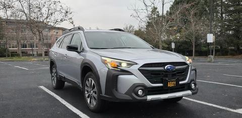 Subaru Outback 2025