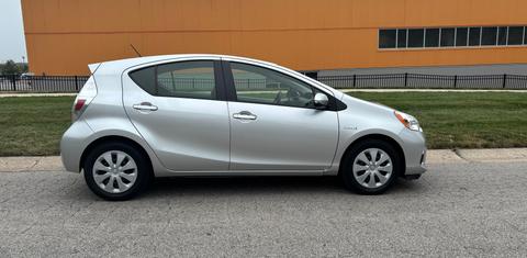 Toyota Prius c 2014