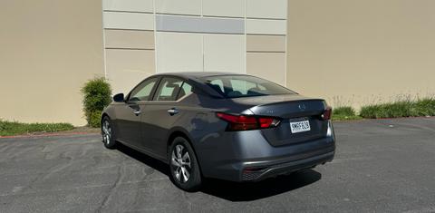 Nissan Altima 2022
