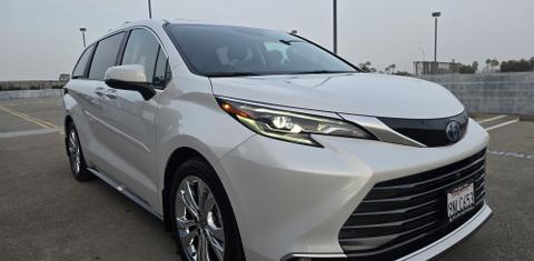 Toyota Sienna 2024
