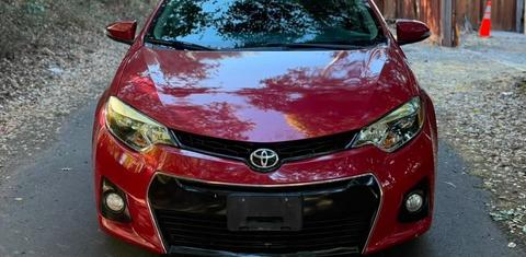 Toyota Corolla 2015