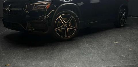 Mercedes-Benz GLB-Class 2024