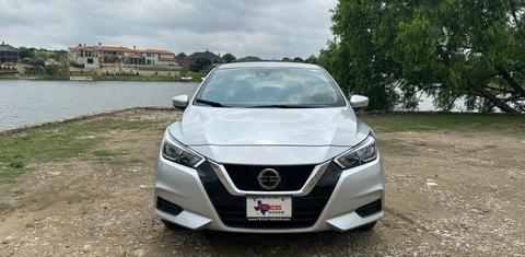Nissan Versa 2022
