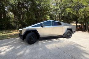 Tesla Cybertruck 2026 in Flower Mound