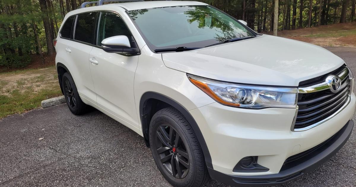 Toyota Highlander 2015 rental in Cumming, GA by Ignatius A. Turo