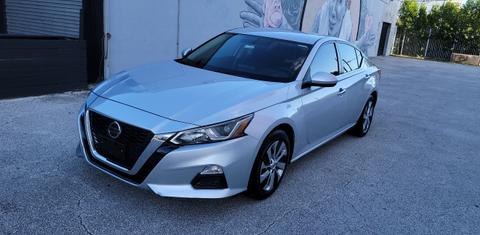 Nissan Altima 2020