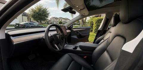 Tesla Model 3 2022