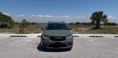Chrysler Pacifica 2022