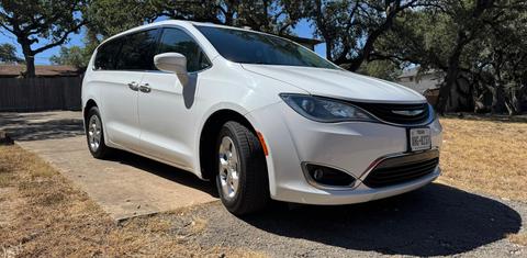 Chrysler Pacifica 2017