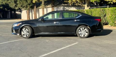 Nissan Altima 2021