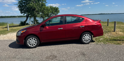Nissan Versa 2019