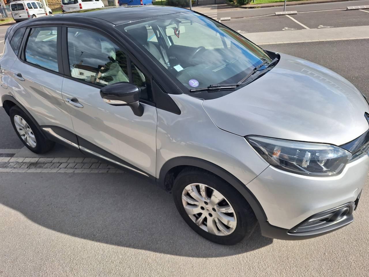 Renault CAPTUR 2015 à Uckange
