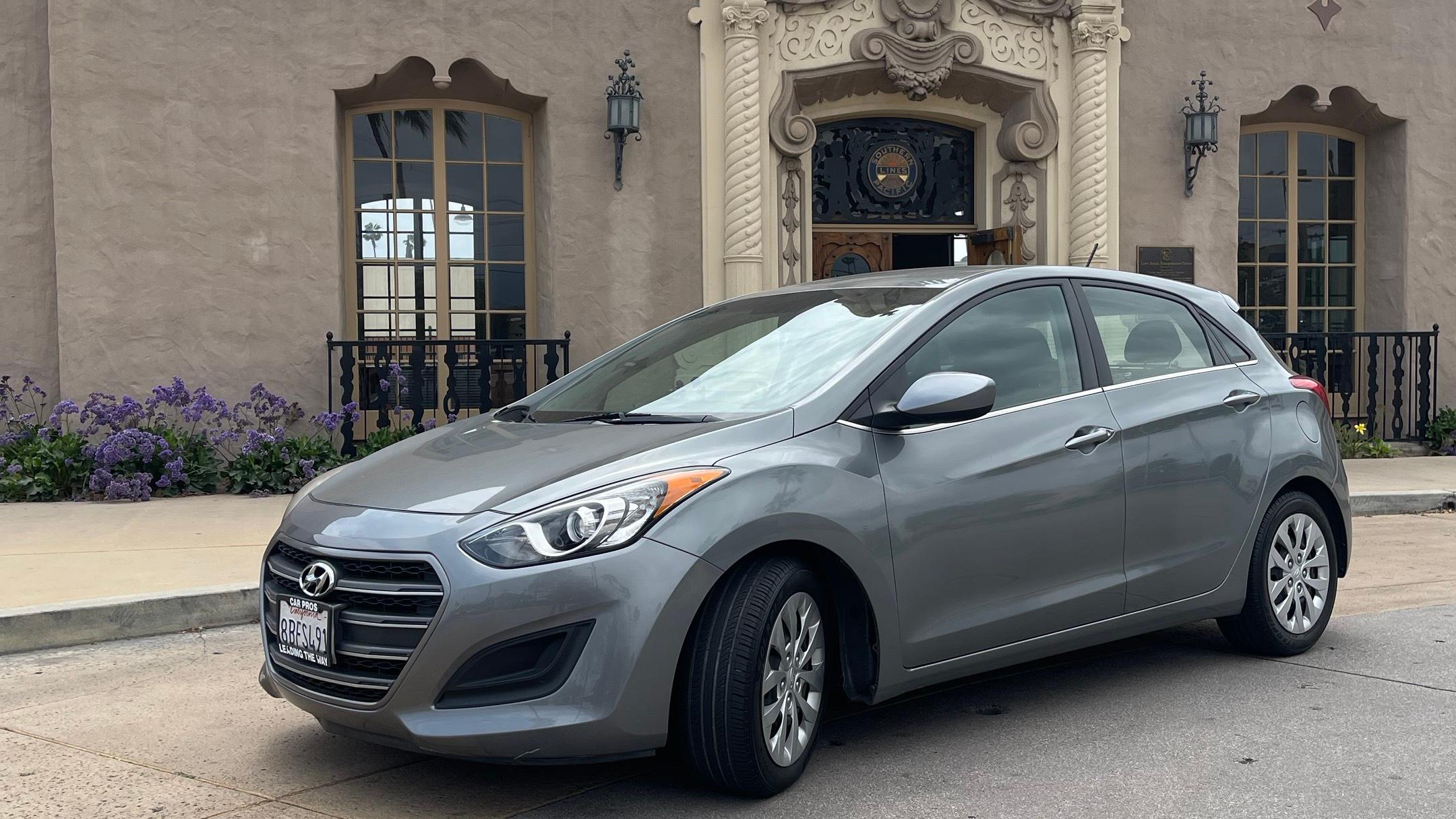 Hyundai Elantra GT 2017 in 