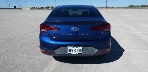 Hyundai Elantra 2019
