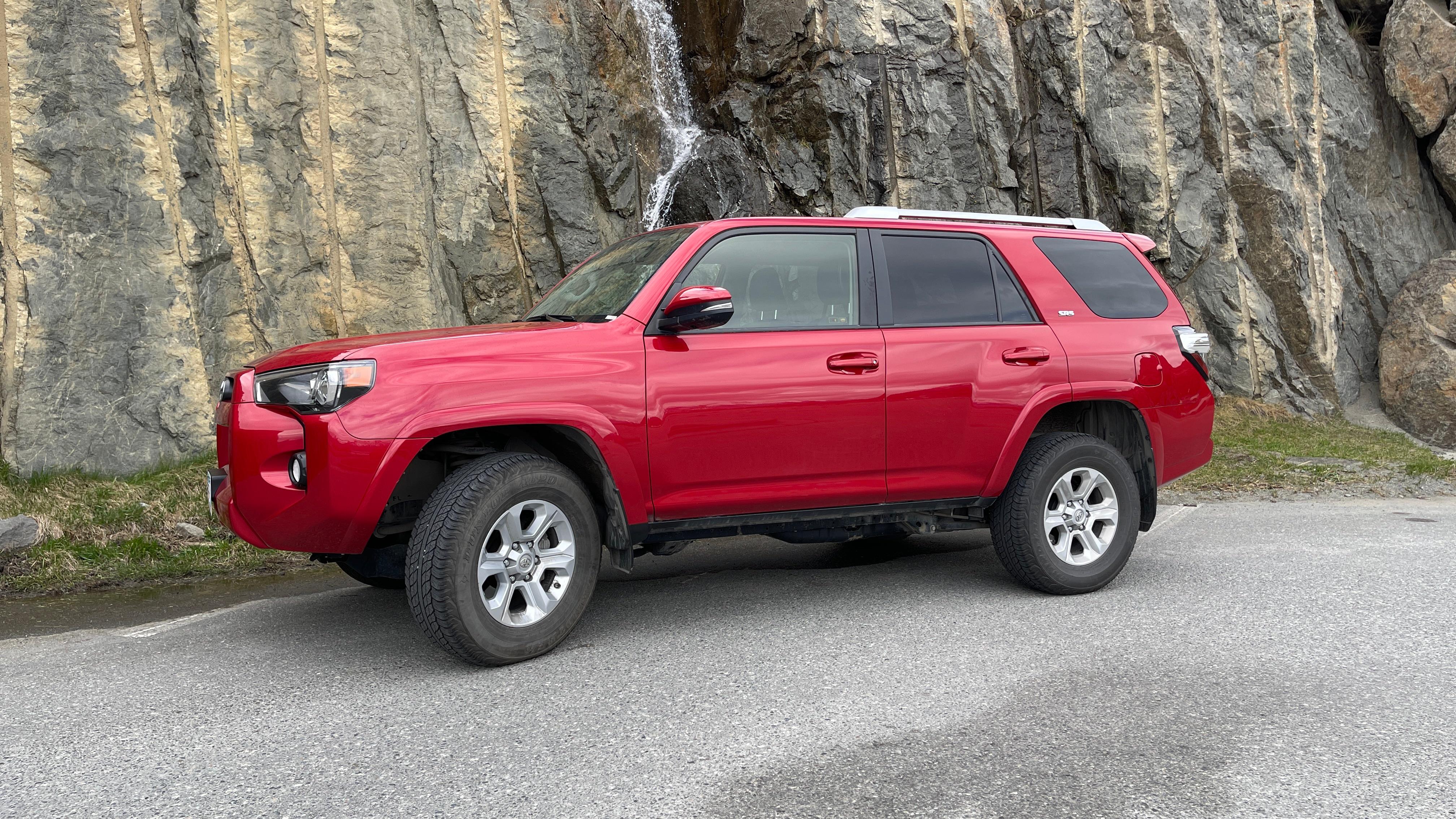 Toyota 4Runner 2017 in Anchorage, AK