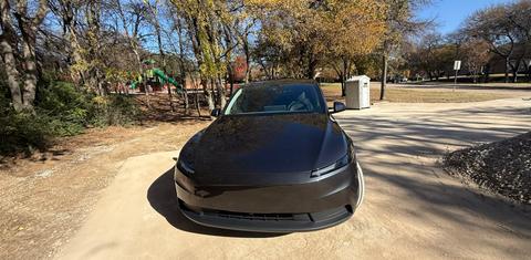 Tesla Model Y 2026