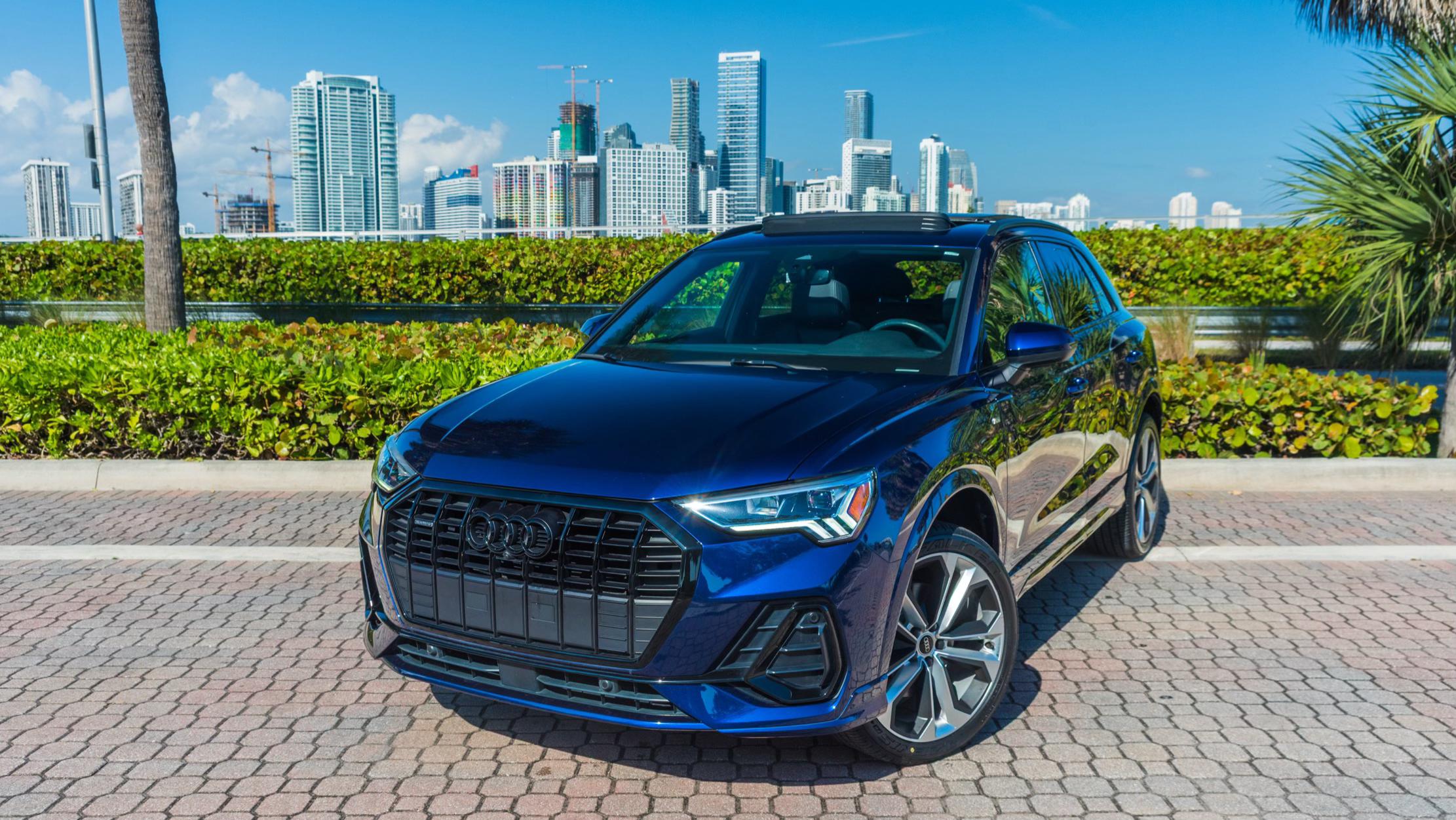 Audi Q3 2022 in Hialeah, FL