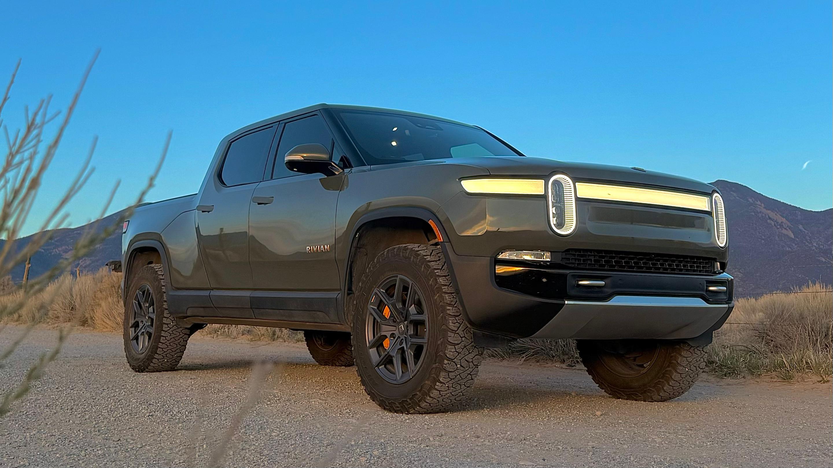 Rivian R1T 2022 in Taos, NM