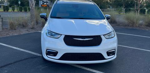 Chrysler Pacifica 2023