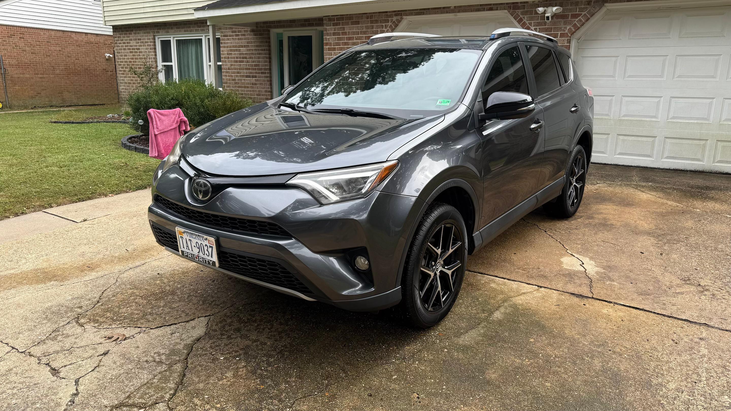 Toyota RAV4 2018 in Virginia Beach, VA