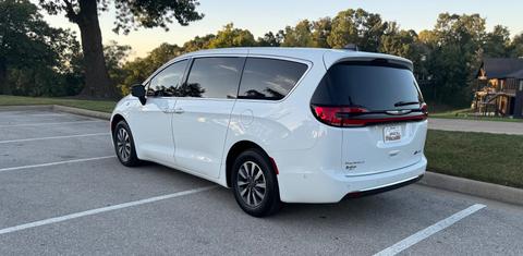 Chrysler Pacifica 2025