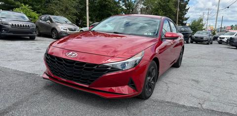 Hyundai Elantra 2023