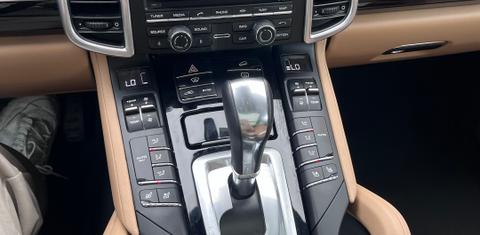 Porsche Cayenne 2016
