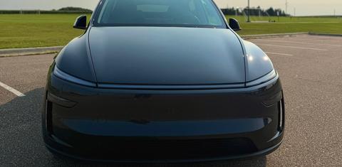 Tesla Model Y 2026