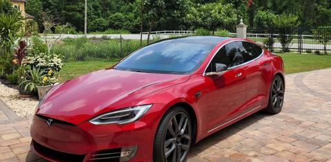 Tesla Model S 2018