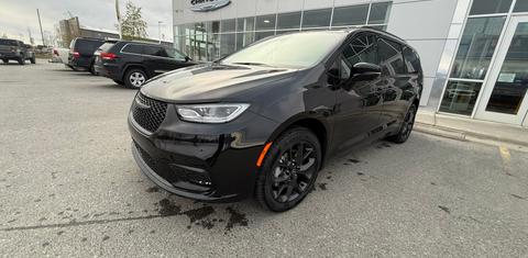 Chrysler Pacifica 2026