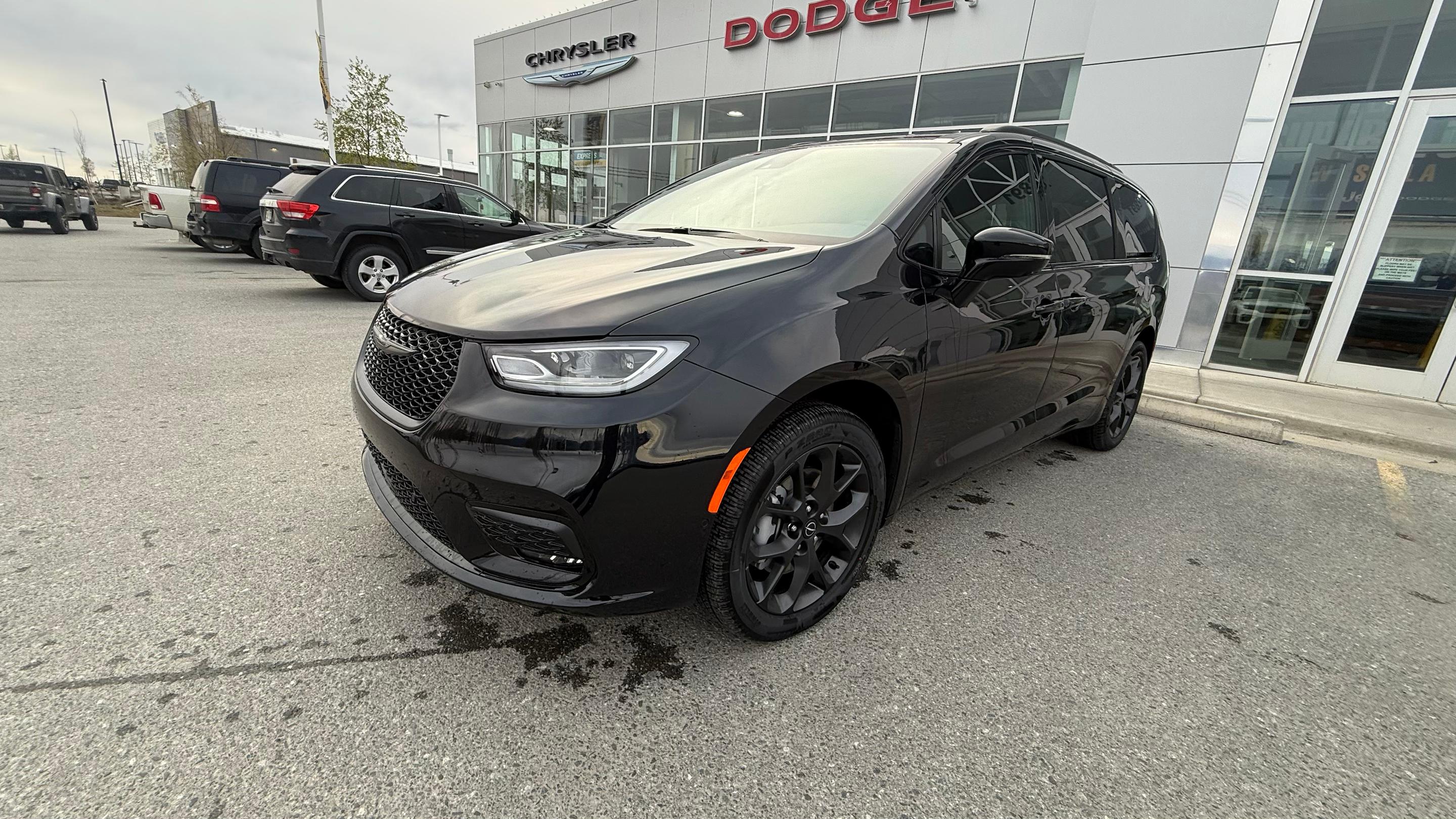 Chrysler Pacifica 2026 in Wasilla, AK