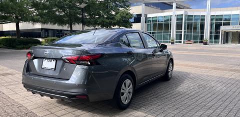 Nissan Versa 2024