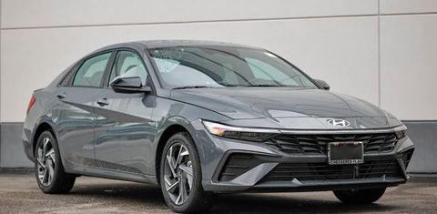 Hyundai Elantra 2025