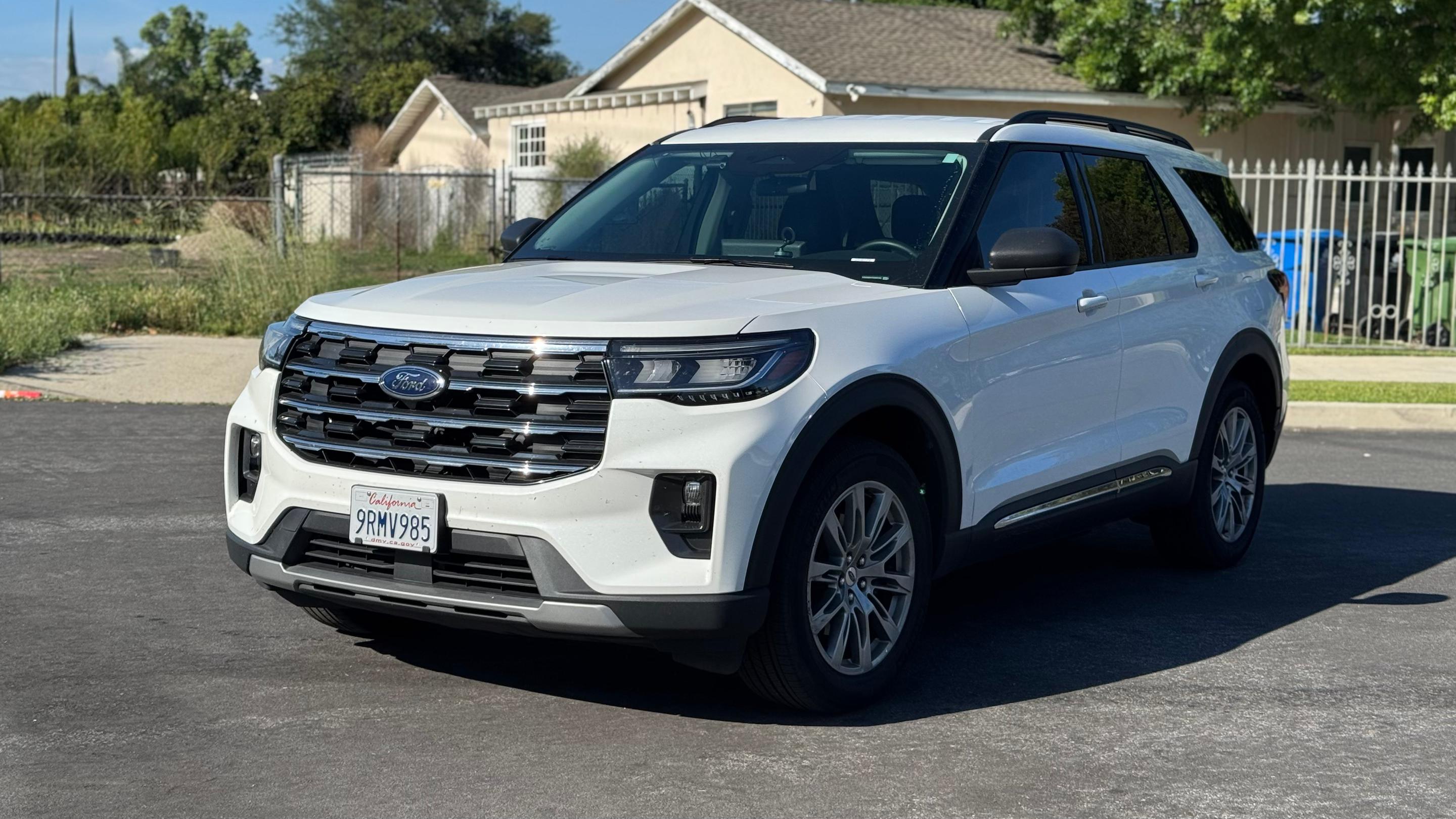 Ford Explorer 2025 in Los Angeles, CA