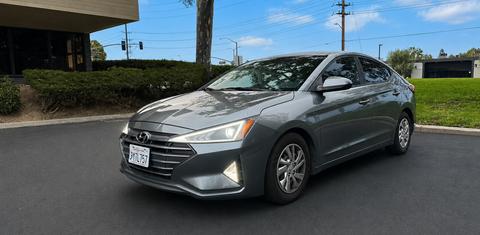 Hyundai Elantra 2019