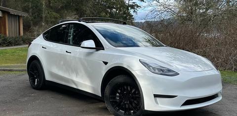 Tesla Model Y 2020