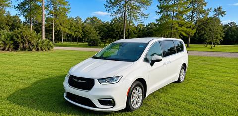 Chrysler Pacifica 2023