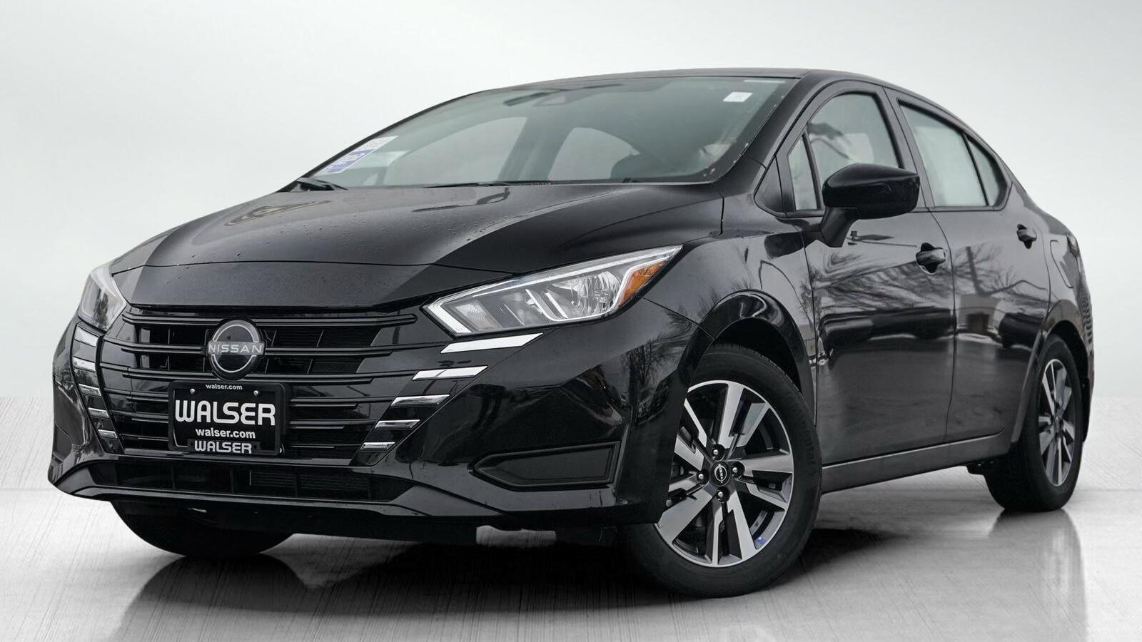 Nissan Versa 2024 in Fresno, CA