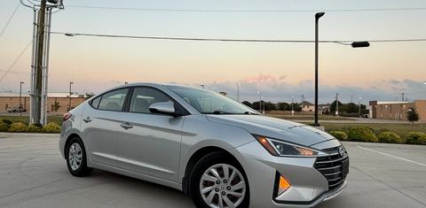 Hyundai Elantra 2019