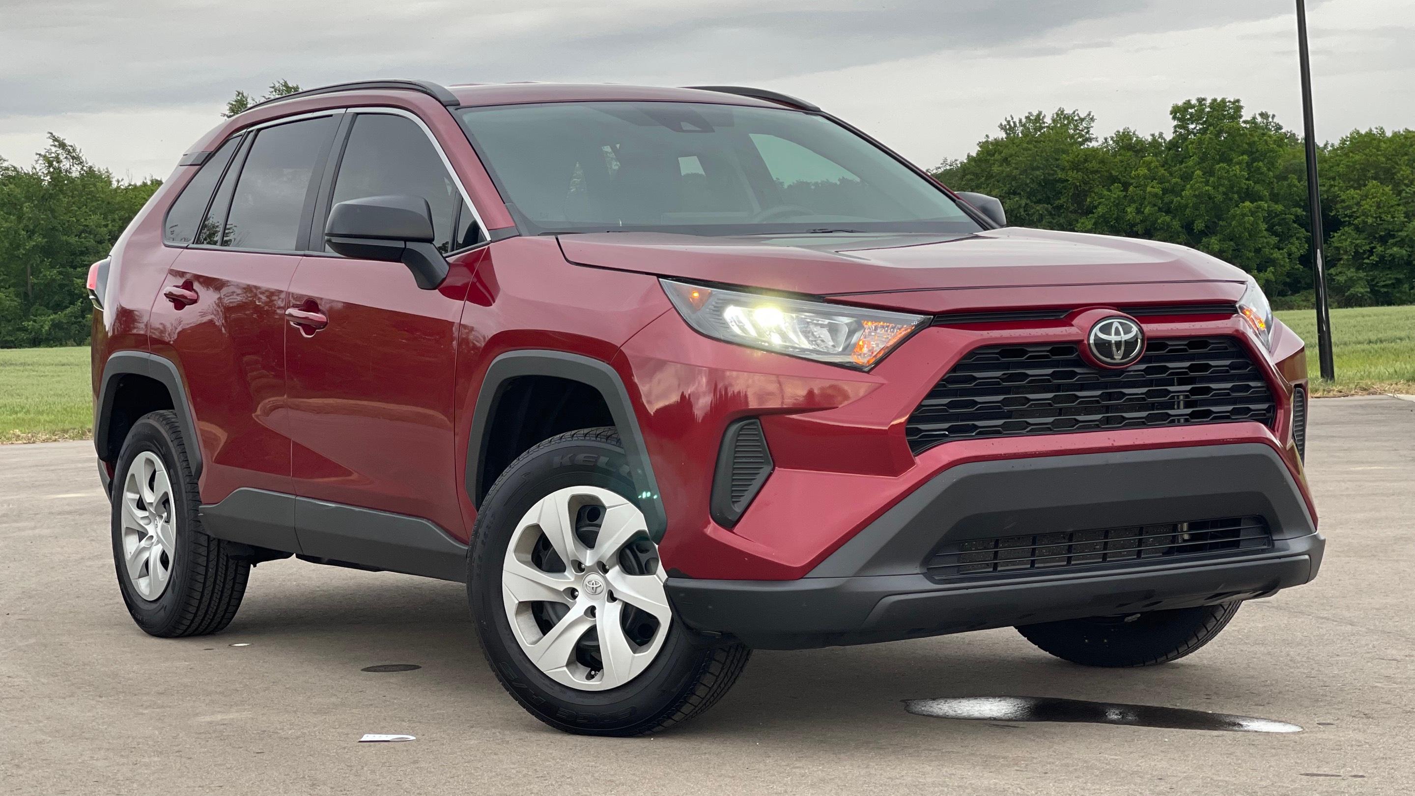Toyota RAV4 2019 in Lansing, MI