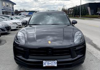 Porsche Macan car