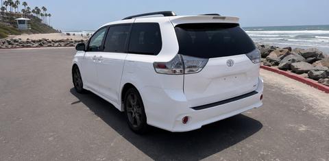 Toyota Sienna 2015