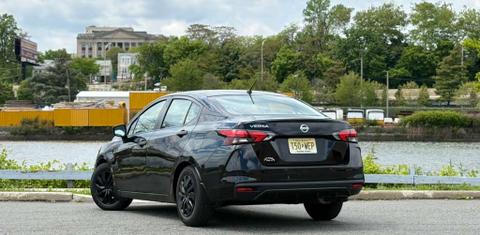 Nissan Versa 2020