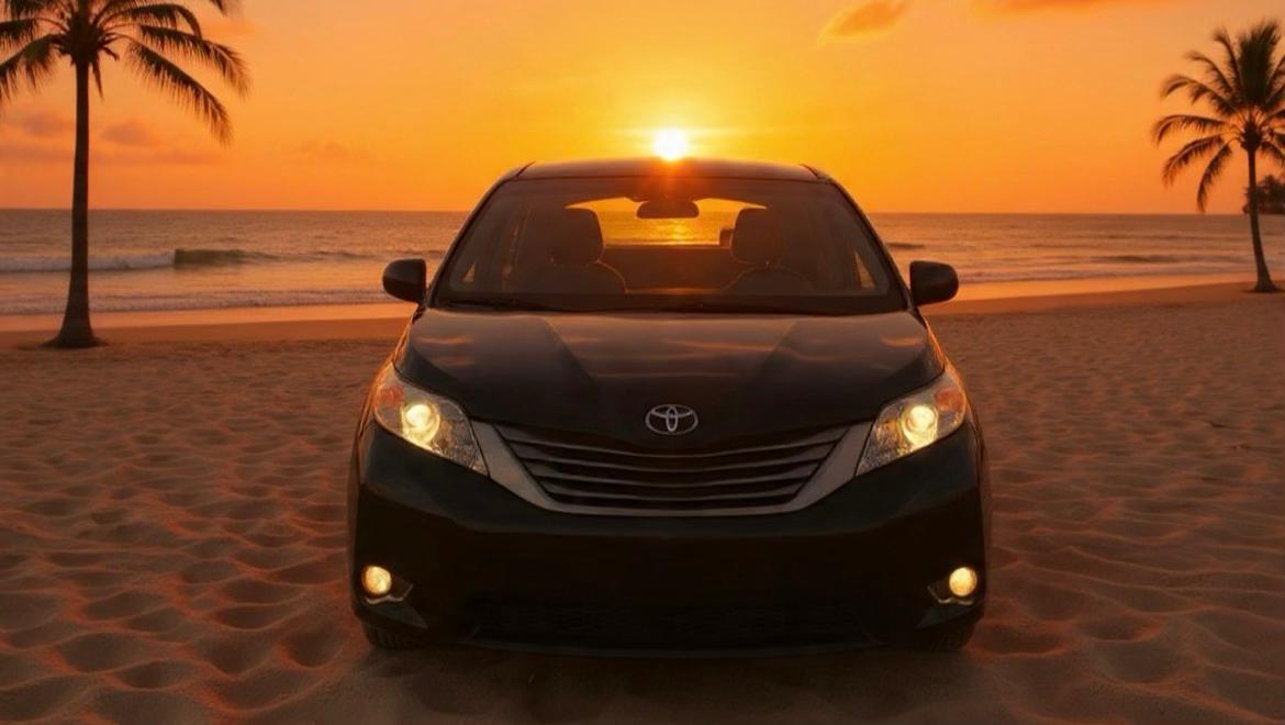 Toyota Sienna 2013 in Fort Pierce, FL