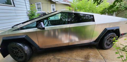 Tesla Cybertruck 2024