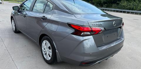 Nissan Versa 2021