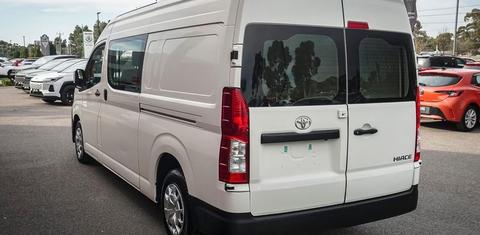 Toyota HIACE 2026